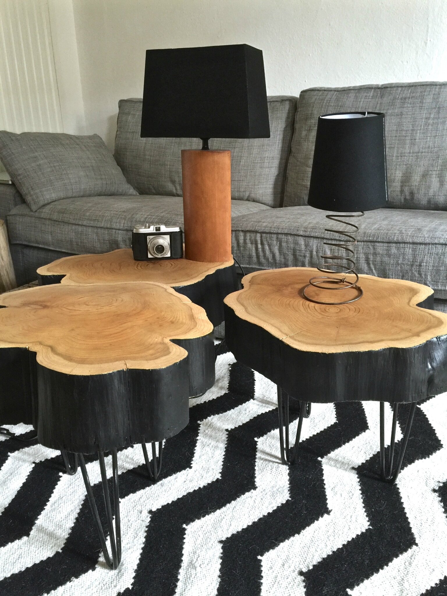 tables rondins cesar par Le Meuble du Photographe