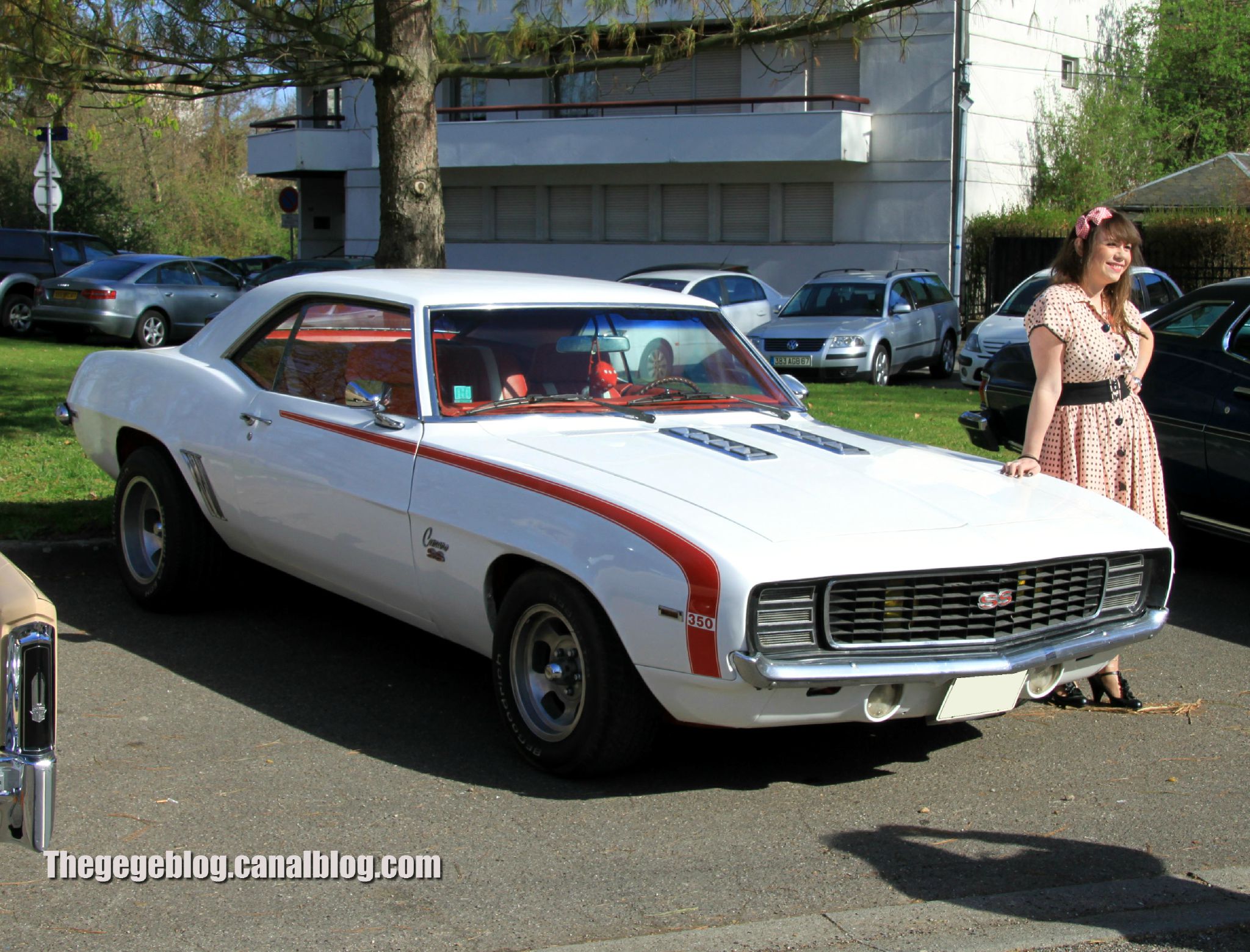 Chevrolet camaro SS hardtop coupe de 1969 (Retrorencard avril 2012) 01