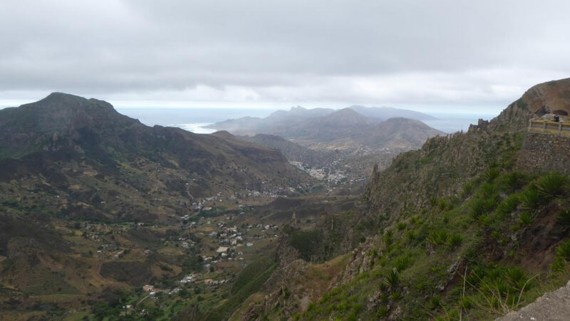 7 Ribeira Brava vue du col