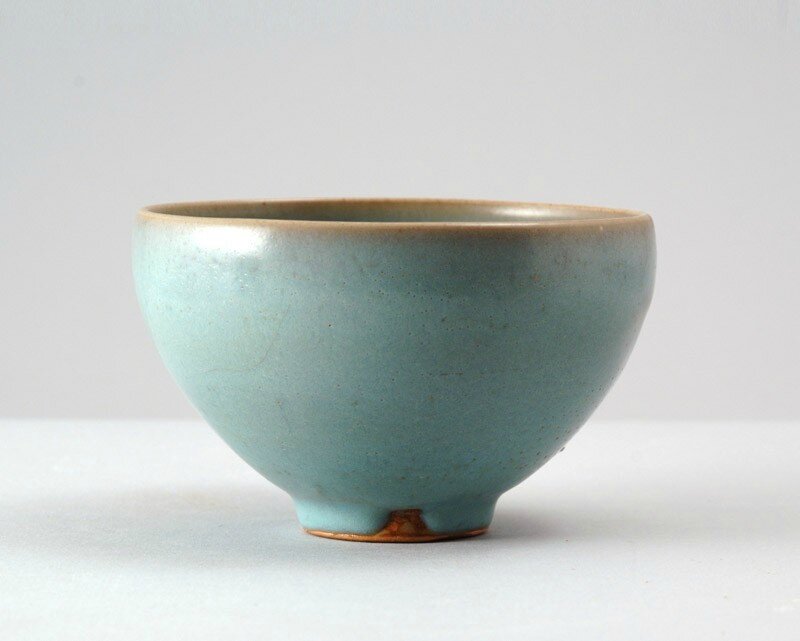 Bowl with blue glaze and purple splashes, Jun kilns, 12th century, Jin Dynasty (1115 - 1234)