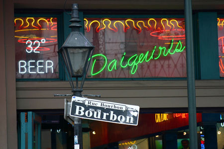 Louisiana_Bourbon_Street_1