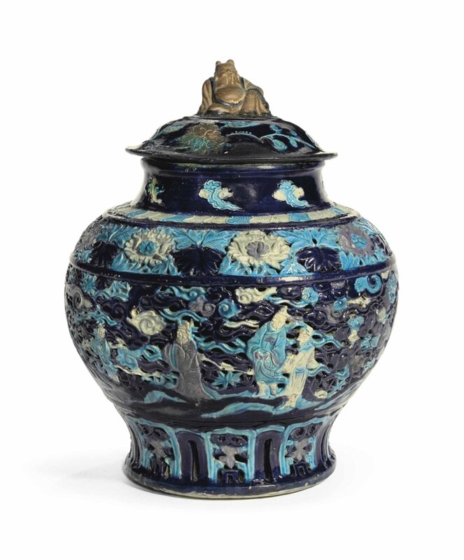 A large Fahua reticulated jar and cover, Ming dynasty, 15th-16th century