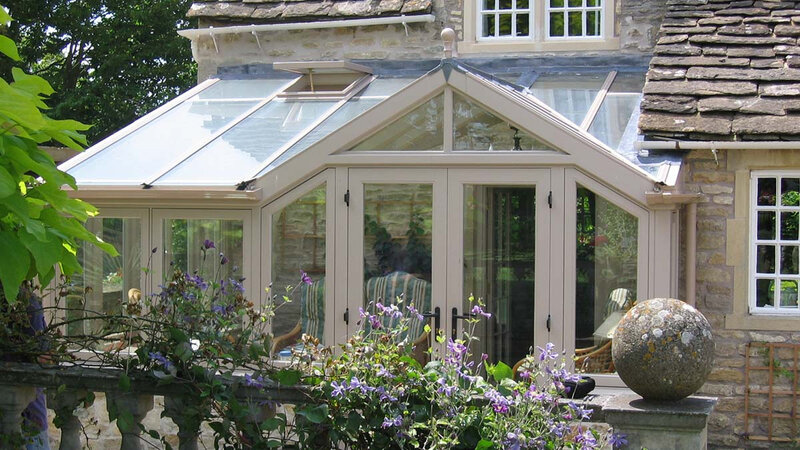 cottage-conservatory-wiltshire-gable