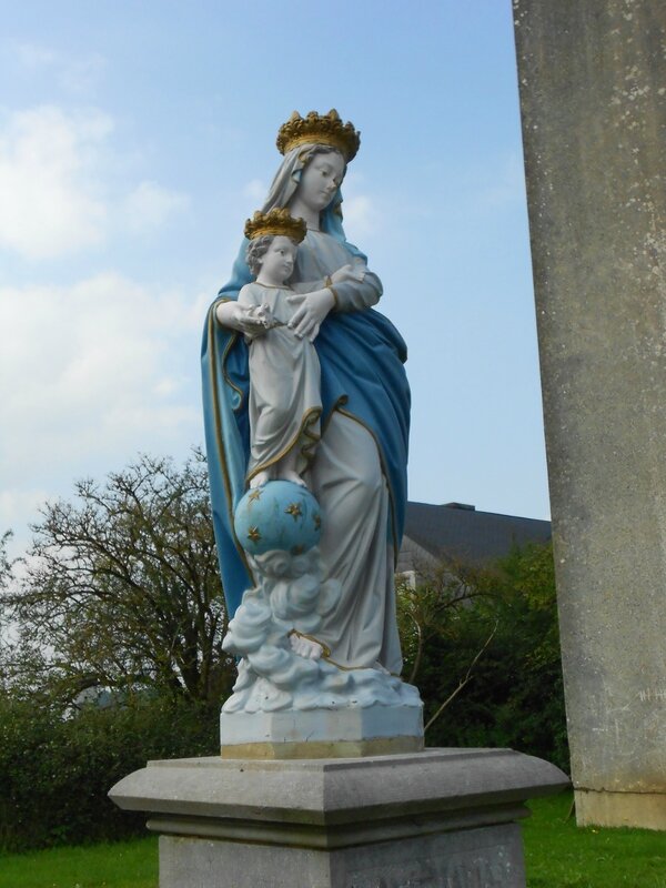 Buzenol statue de la Vierge (8)