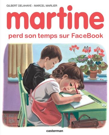martine_perd_son_temps_sur_facebook
