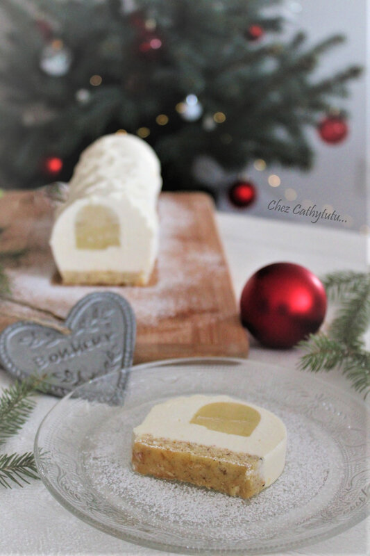 IMG_4027chez cathytutu starlight buche blanche noel ananas citron vert silikomart noel