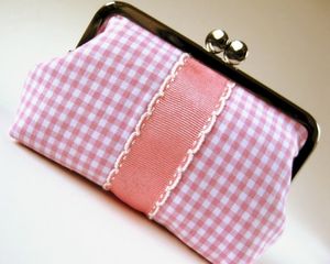 medium_frame_purse_pouch___scalloped_ribbon_on_pink_gingham_oktak_32__etsy