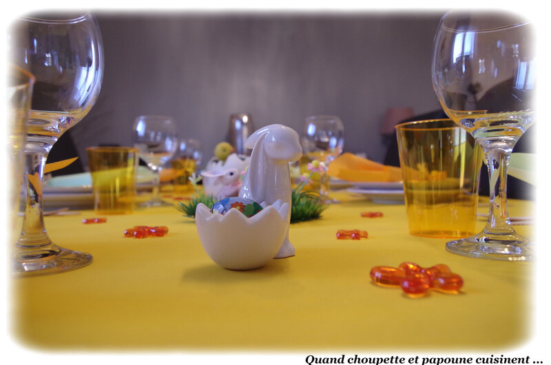 table de Pâques 2019 n°2-9013