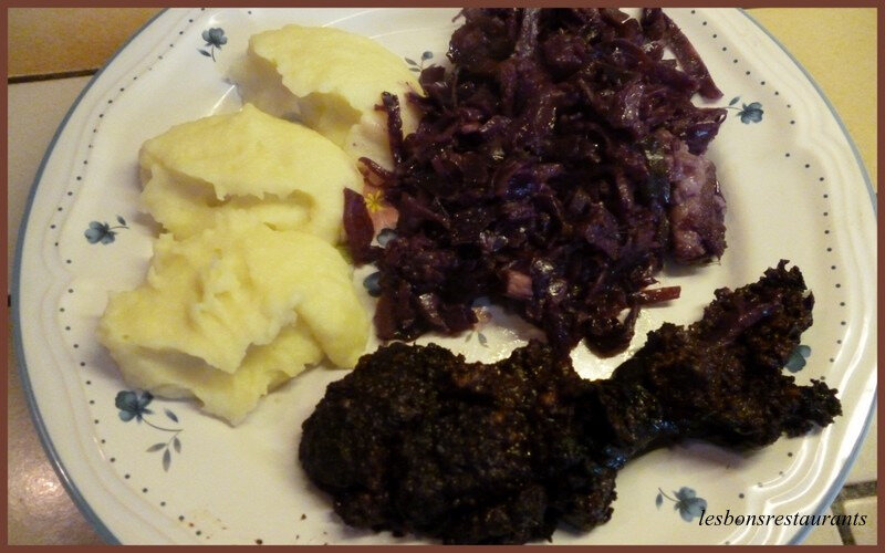 blog-33757-chour-rouge-au-vin-blanc-et-son-boudin-noir-211113085943-5087085898