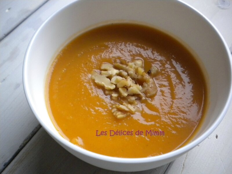Velouté de patates douces aux noix