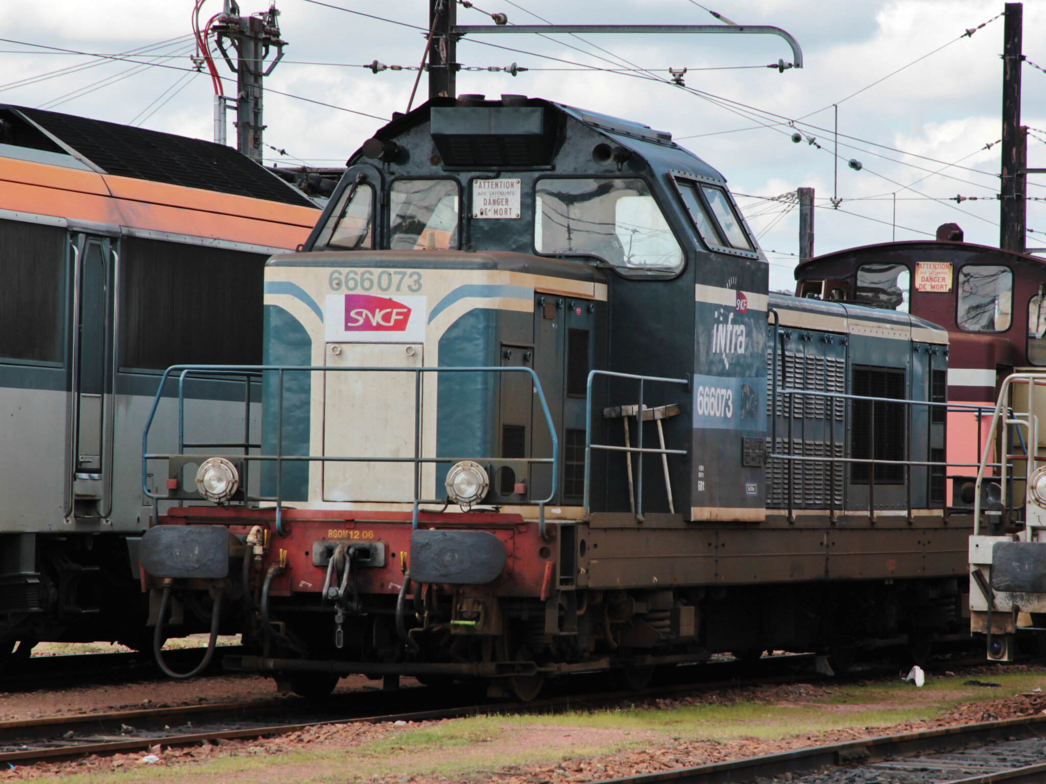 BB 66073, dépôt de St Pierre des Corps