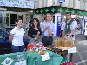 184 - L'équipe en mode sérieux (Anne prend la photo)