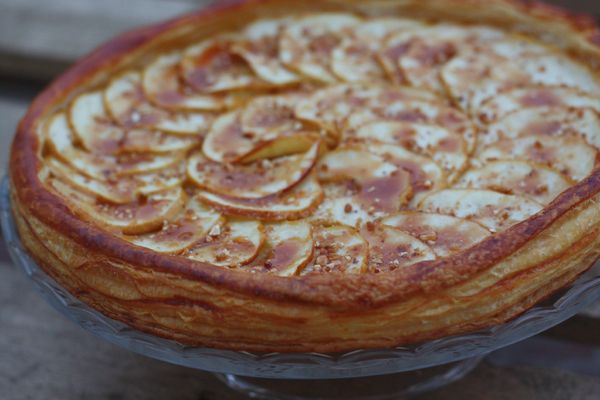 tarte aux pommes pralin et caramel blog chez Requia cuisine et confidences-001