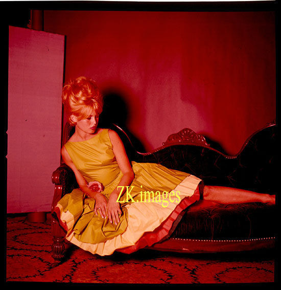 1960-06-10-elle_photoshoot-020-1
