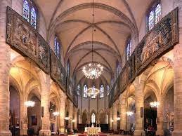 La Cathédrale de Mende | édifice gothique monumental en Gévaudan – Lozère