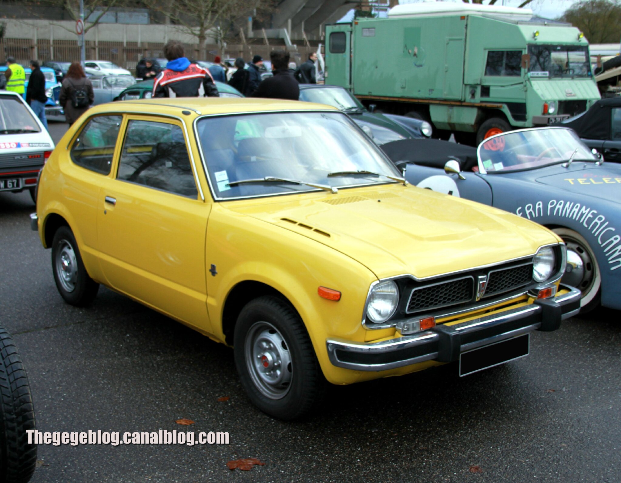Honda civic série 1 automatique (1972-1979)(Retrorencard janvier 2014) 01