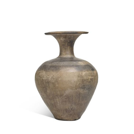 A grey pottery jar, Han dynasty