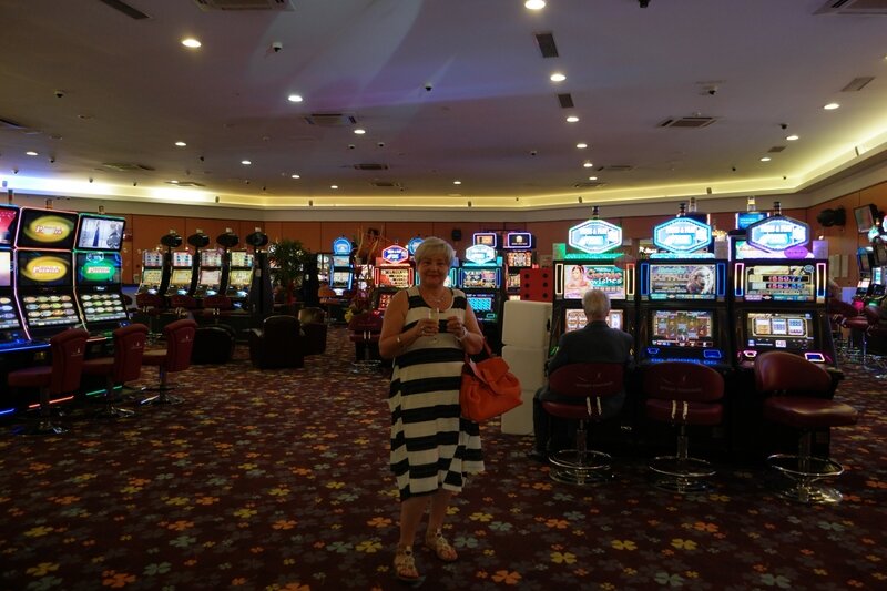 SAM_3043