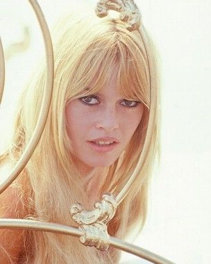1965-saint_tropez-plage_lit-par_jicky-012-1