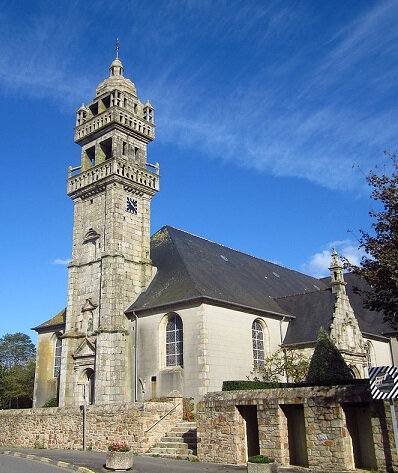 800px-Église_Saint-Ténénan_à_Plabennec,_Finistère_01