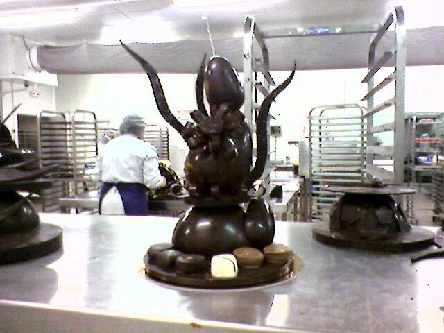 Pièce en chocolat! recettes Ma ptite charlotte au chocolat passionné et au pain dépices... Une histoire presque sans parole... presque...