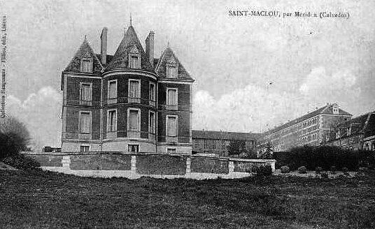 Saint-Maclou - le château, derrière la fromagerie LEPETIT