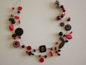 prototype collier rouge et noir anne (4)