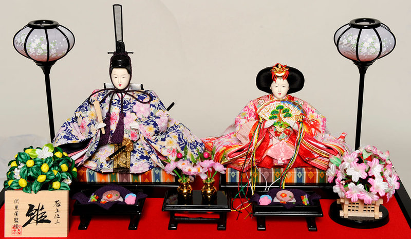 blog_hinamatsuri-festival-munecas2
