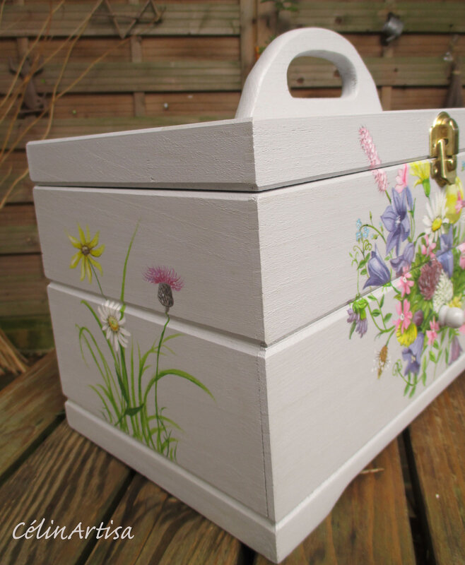 Bouquet-fleurs-champêtres (boîte bois)