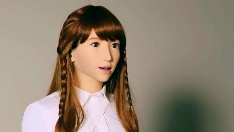 erica-robot-japon-2
