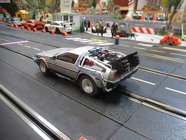 DeLorean (1)