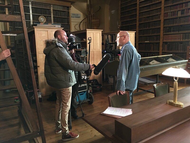 tournage série TV les Témoins Avranches 19 mars 2016 Hervé Hadmar réalisateur ITW France 3 Basse-Normandie fonds anciens Jean-Baptiste Pattier Joêl Hamard