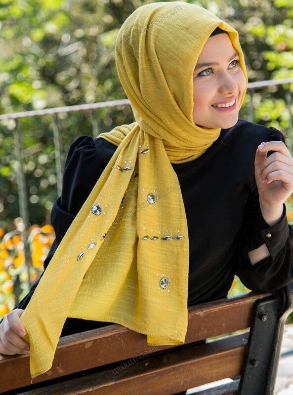 Hijab jaune