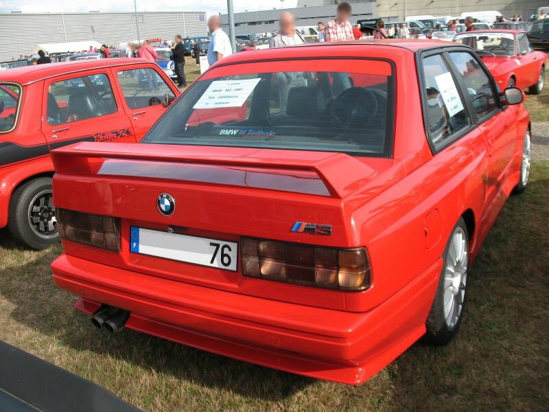 BMWM3E30ar1