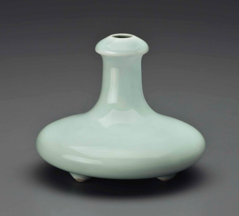 2013_NYR_02726_1338_000(a_rare_miniature_celadon-glazed_tripod_vase_yongzheng_seal_mark_in_und)