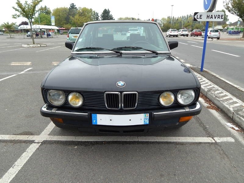 BMW 524 td E28 (1982-1987) - Autos-Croisées