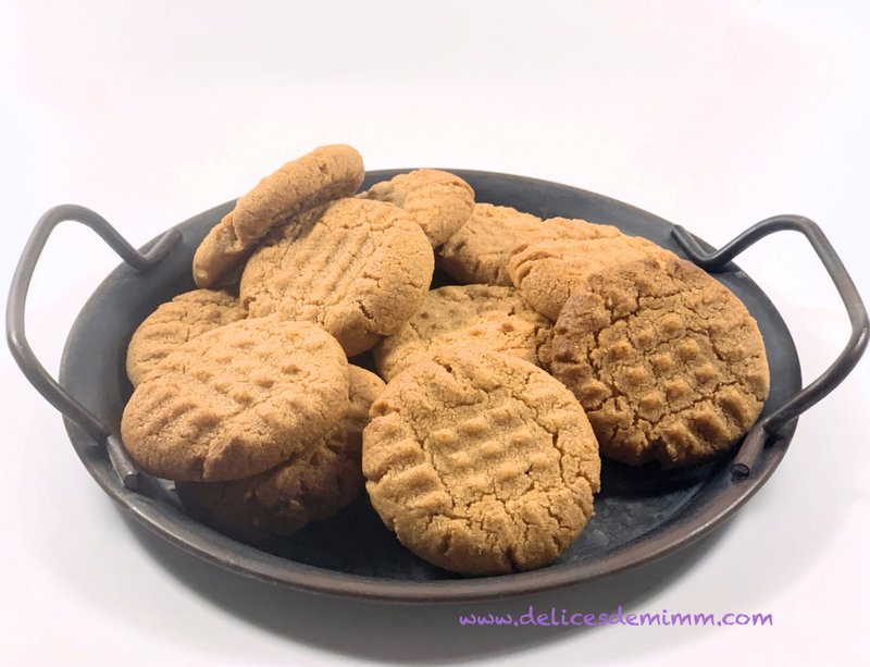 Cookies au beurre de cacahuètes en 3 ingrédients seulement 4