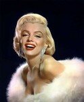 1952_WhiteFur_012_earings_010