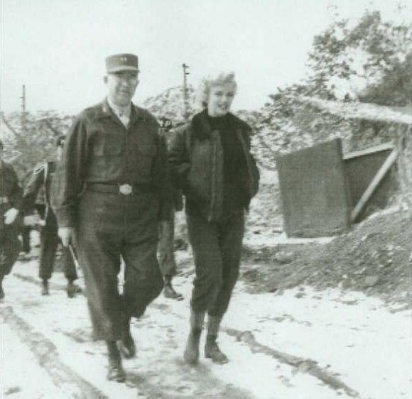 1954-02-18-korea-2nd_division-army_jacket-in_snow-010-1