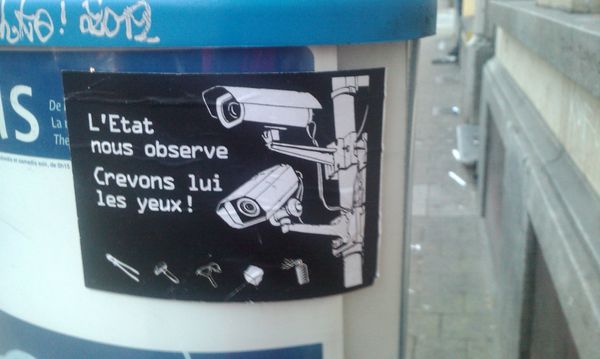crevons lui les yeux