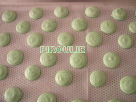 MACARONS_PISTACHES