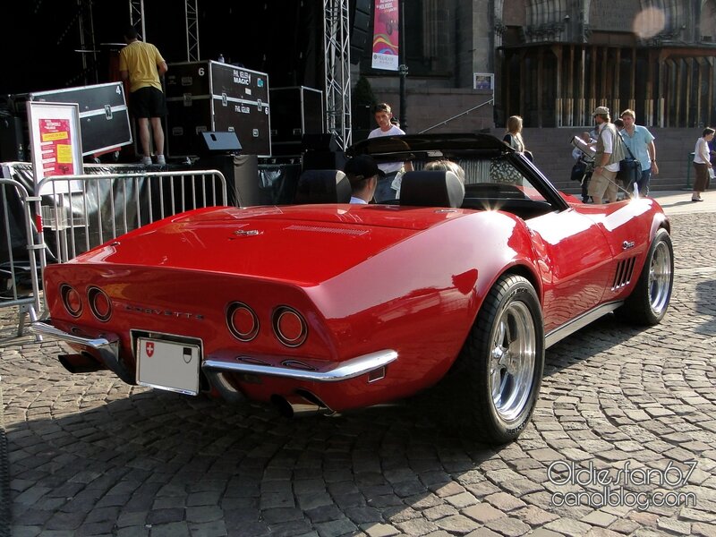 chevrolet-corvette-stingray-convertible-1969-02