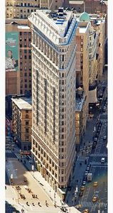 317px-Edificio_Fuller_(Flatiron)_en_2010_desde_el_Empire_State_crop_boxin