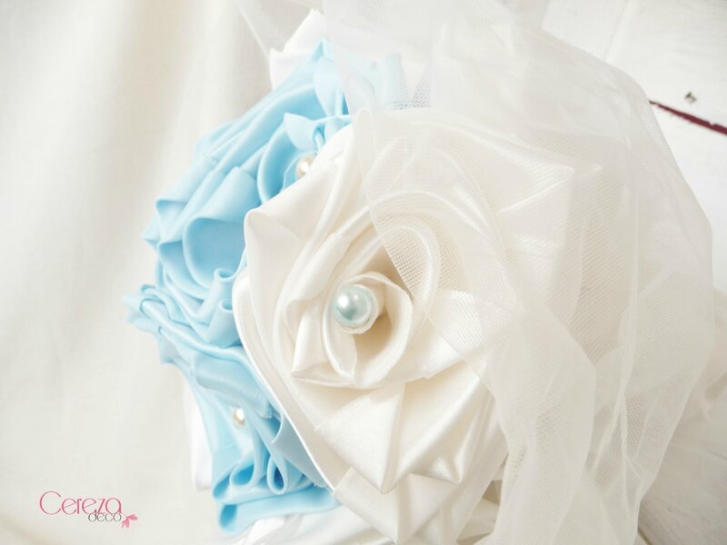 bouquet mariage bijou original romantique bleu ciel poudré ivoire cereza deco 2