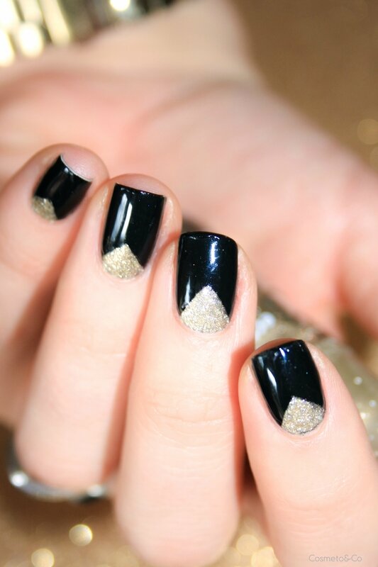 nail art réveillon paillettes triangle bourjois Oh my gold Essence black is black-4