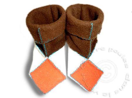 chaussons-marron-blanc-et-2