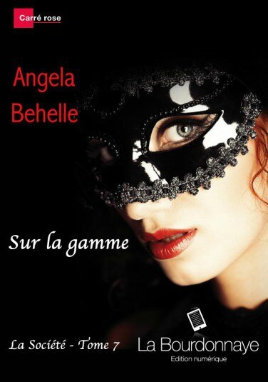 Sur la gamme Angela Behelle