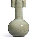 A very rare small Guan <b>arrow</b> <b>vase</b>, Southern Song dynasty (1127–1279)
