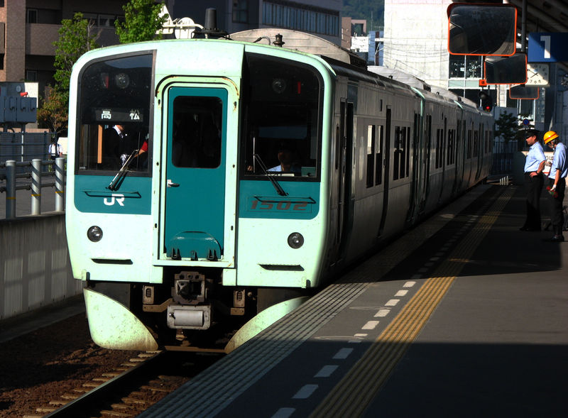JR 1500系(1502), Takamatsu eki