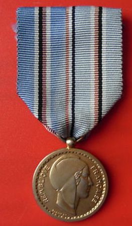 MEDAILLE_DES_ANCIENS_COMBATTANTS_DE_L_EST_1914___1918